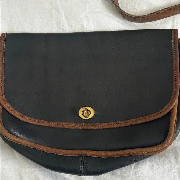 COACH Black and Brown Leather Crossbody Bag - Picture 2 of 11